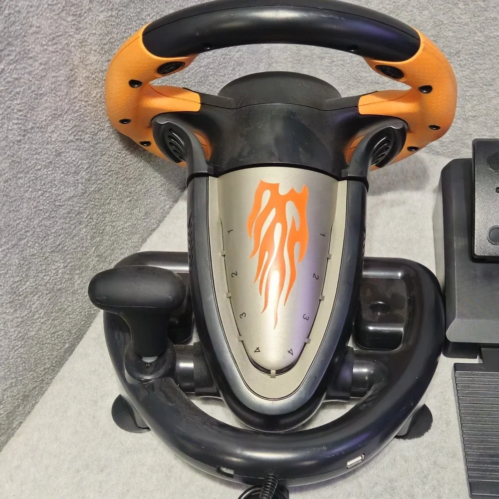 PXN V3Pro Racing Wheel With Pedals Orange Xbox Switch PC PXNV3IIO Wired